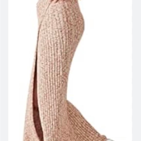 Free people women’s knit ribbed maxi skirt with front split. - Picture 2 of 7